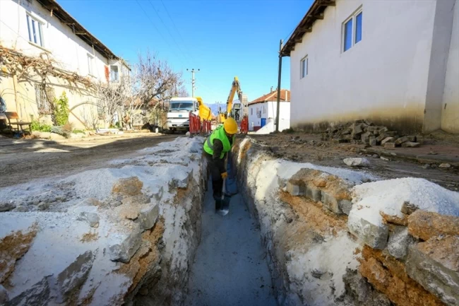 Denizli'de içme suyu hatları yenileniyor