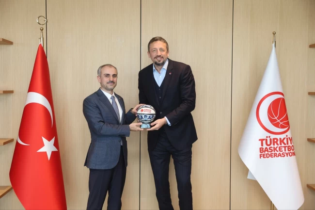 Kocaeli Çayırova'dan Basketbol Federasyonu'na ziyaret