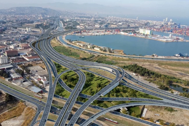 İzmir'e 21 milyar liranın üzerinde yatırım