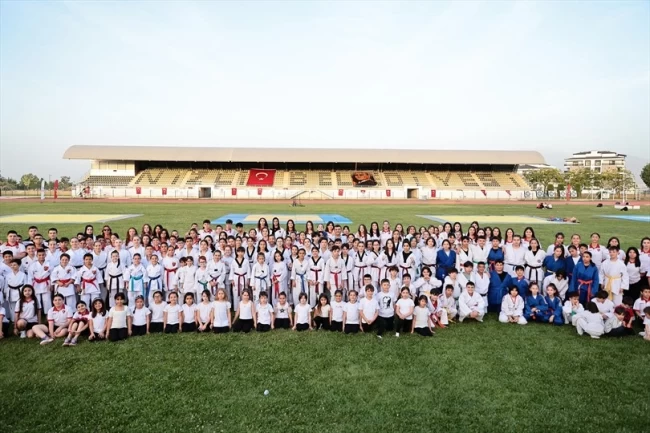 Denizli Büyükşehir'in spor kurslarına rekor ilgi