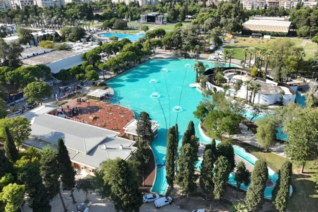 2025 İzmir'e değer katan projelerin yılı oldu