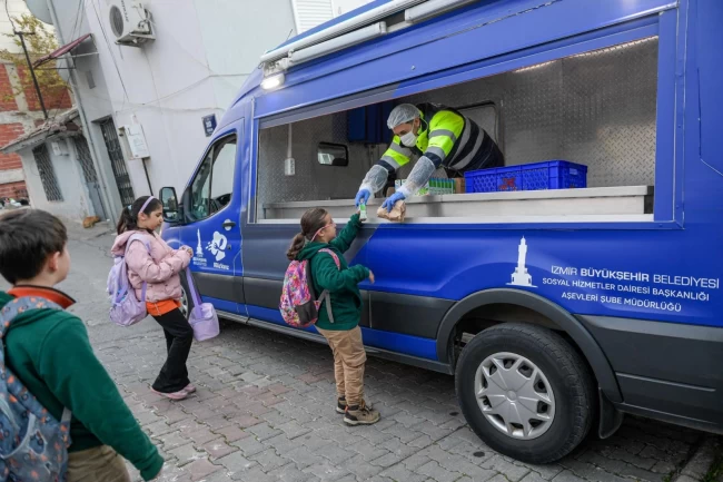 İzmir'de çocuklara sağlıklı başlangıç