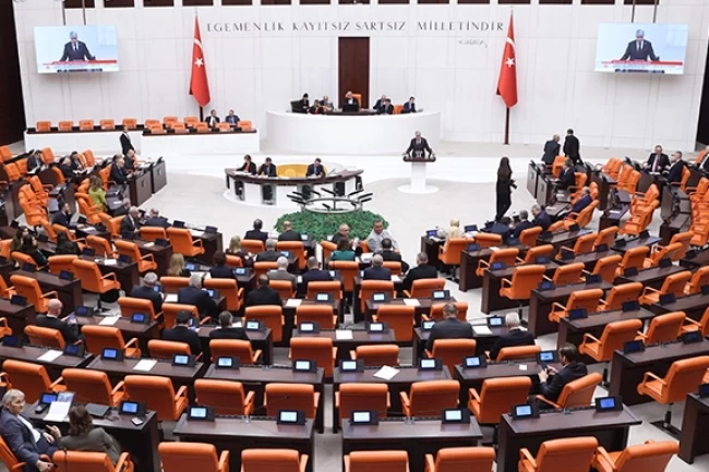 TBMM, trafik cezalarının artırılmasına yönelik teklifi görüşmeye devam edecek