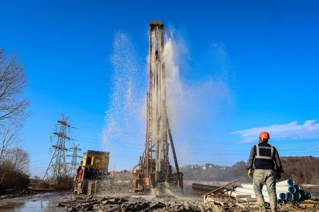 Sakarya'da 104 metreden yeni bir kaynak daha