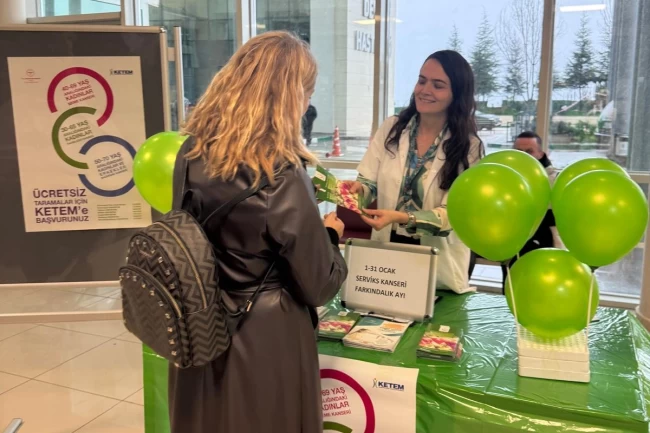 Mudanya İlçe Sağlık'tan serviks kanseri için farkındalık standı