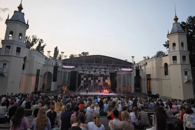 Kocaeli Şehir Tiyatroları 2025'te 70 bini aşkın seyirciyle buluştu