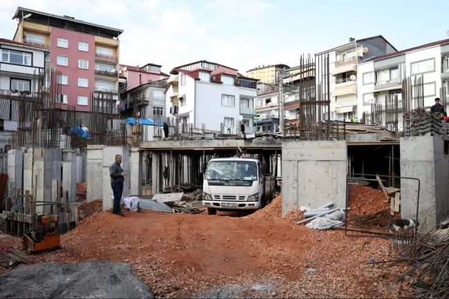 Yeni Kuruçeşme Merkez Camii hızla yükseliyor