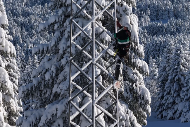 Beyaza cennet Uludağ'da enerji mesaisi