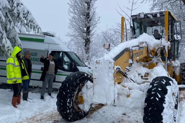 Ordu'da kar mesaisi! 457 mahallenin yolu açıldı
