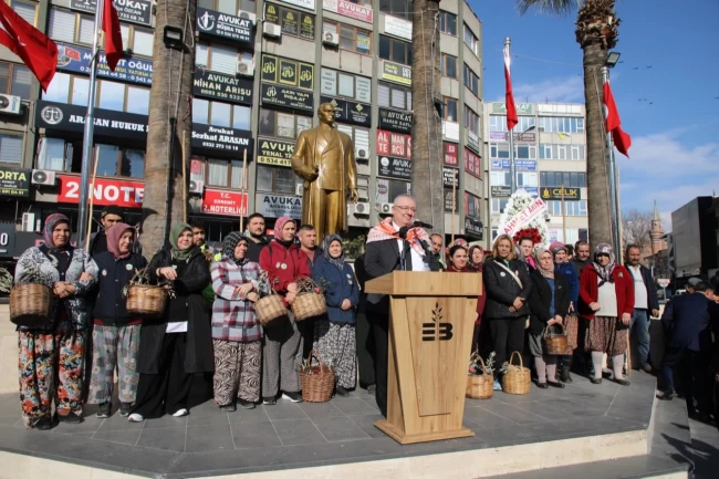 Balıkesir Edremit'te Geleneksel Meci Şenliği coşkuyla başladı