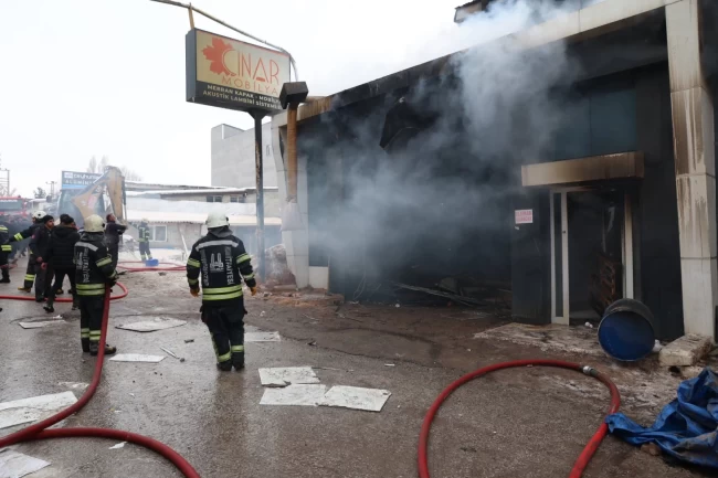 Erzurum'da Keresteciler Sitesi'nde yangın: 1 ölü, 7 yaralı