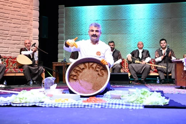 Balıkesir'de UNESCO listesindeki iki gelenek aynı sahnede buluştu