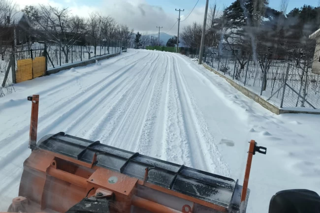 Bursa Osmangazi'nin yüksek kesimlerinde kar nöbeti
