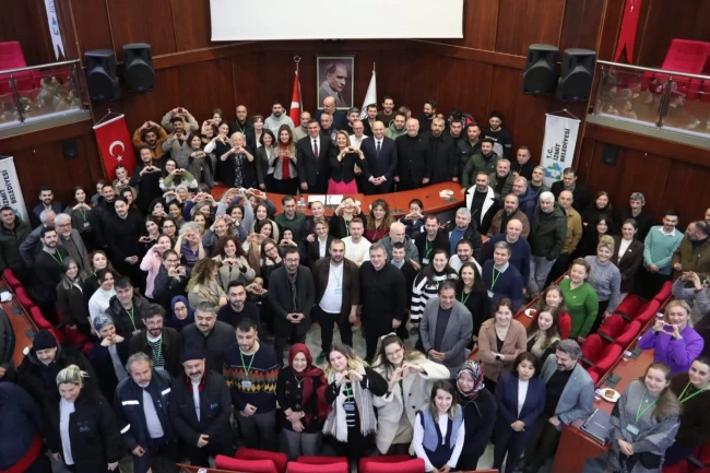 İzmit Belediyesi'nden eşit promosyon kararı... Tüm çalışanlara 85 bin TL