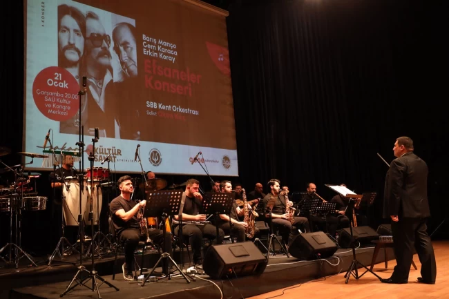 Müzikseverler Sakarya'da ‘Efsaneler Konseri'nde buluştu