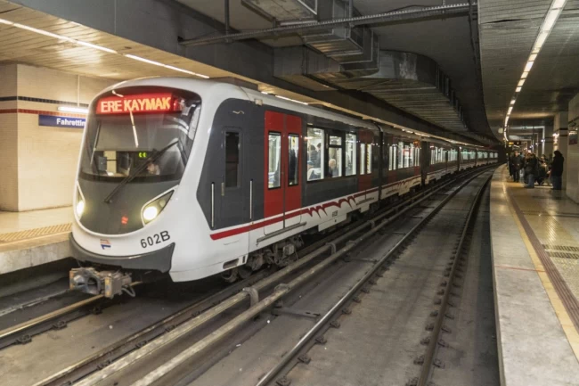 İzmir Metrosu'nda geçici sefer düzenlemesi... Fahrettin Altay–Narlıdere hattı kapanıyor