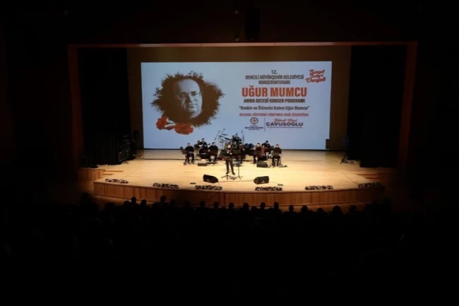 Denizli Büyükşehir Uğur Mumcu'yu andı