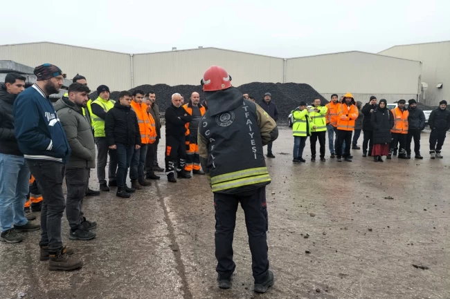 Büyükşehir İtfaiyesi'nden TCDD'ye yangın eğitimi