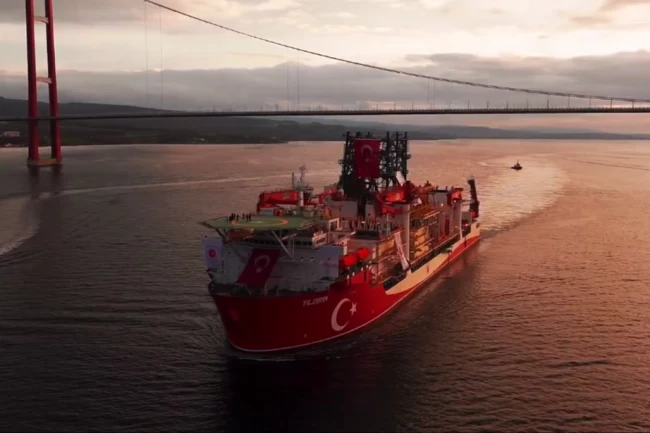 'Yıldırım' Karadeniz'e yelken açtı