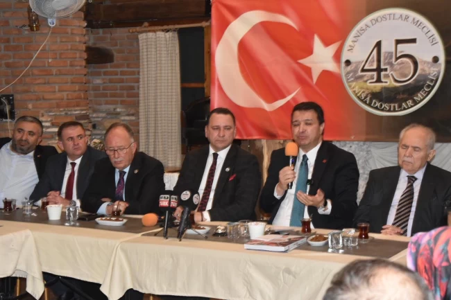 Manisa Dostlar Meclisi'nde Mahmut Arıkan konuk oldu