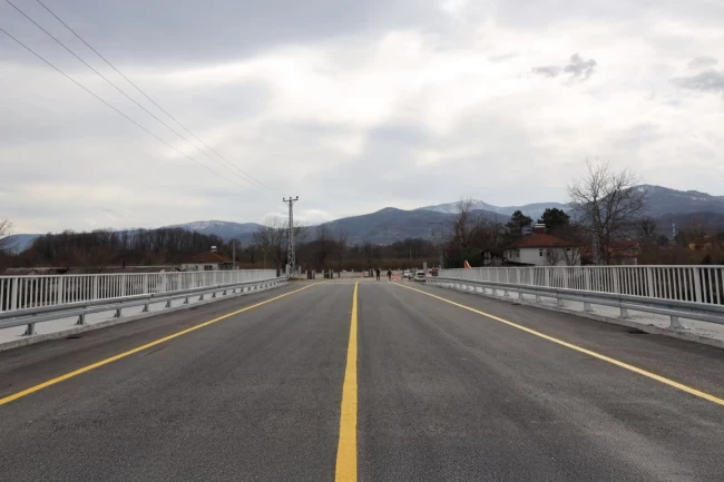 Sakarya Karapürçek Mesudiye Köprüsü yenilenen yüzüyle hizmete başladı
