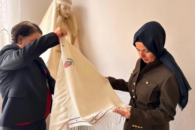 Bilecik'te Zeynep Sözer'den HEM ziyareti