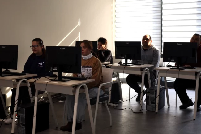 Kocaeli'de engelli bireylere dijital eğitim desteği