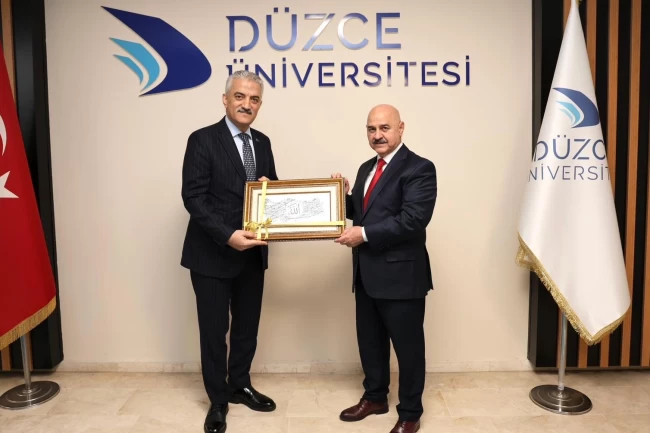 Düzce Valisi Makas'tan DÜ Rektörü Sözbir'e ziyaret