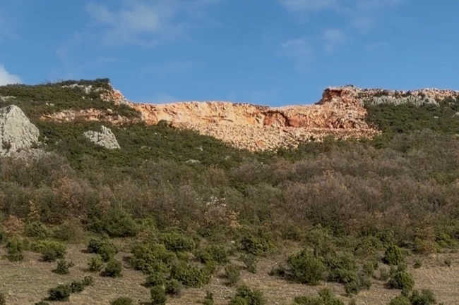 Bursa'da taş ocağında kaya düşmesi çiftçileri tedirgin etti!