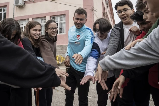 MEB'den beden eğitimi alanındaki milli sporcular için 16 kontenjan