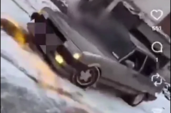 Bursa Orhaneli'de karda drifte Jandarma freni!