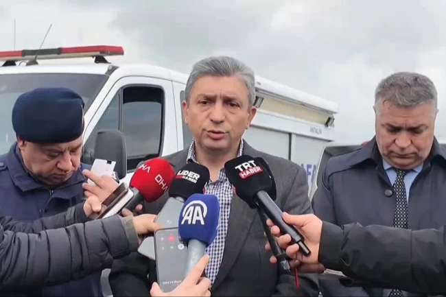 Antalya'da yolcu otobüsü devrildi: 8 ölü, 26 yaralı!