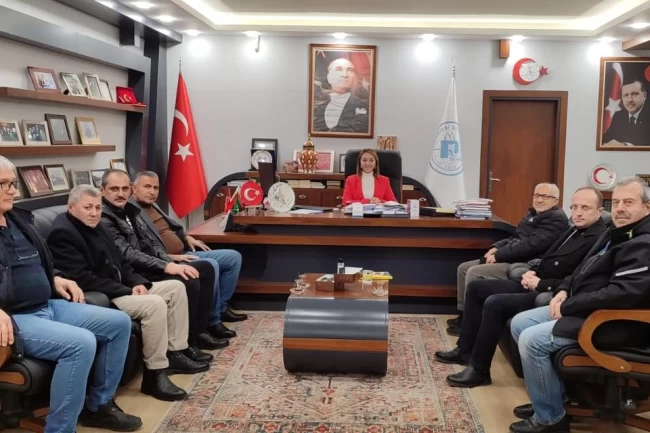 Bilecik Pazaryeri'nde muhtarlardan Başkan Tekin'e ziyaret