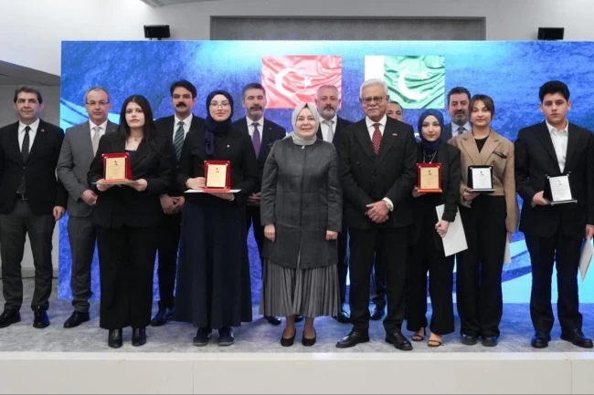 'Cinnah Genç Yazarlar' ödüllendirildi