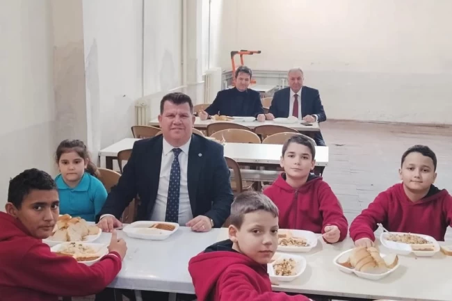 Edirne Keşan'da öğrenci yemekleri artık okul mutfağından