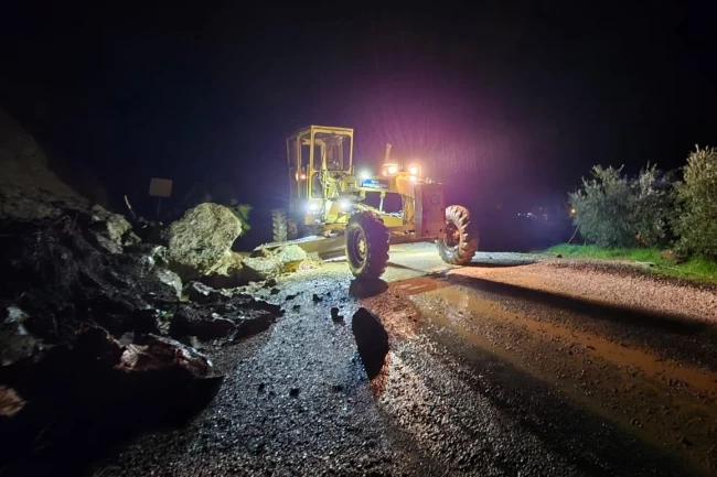 Muğla'da şiddetli yağış taşkınlara yol açtı