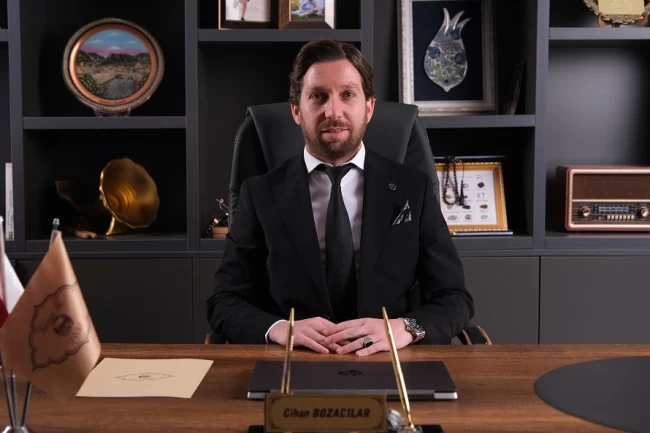 125 yıllık irmik helvası dondurmayla buluştu... Dedesinin tezgahından Dubai'ye