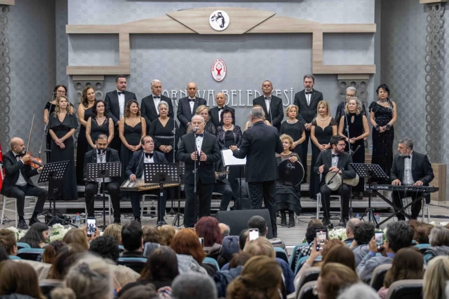 İzmir Bornova'da "İzmir'in Değerleri" konseri