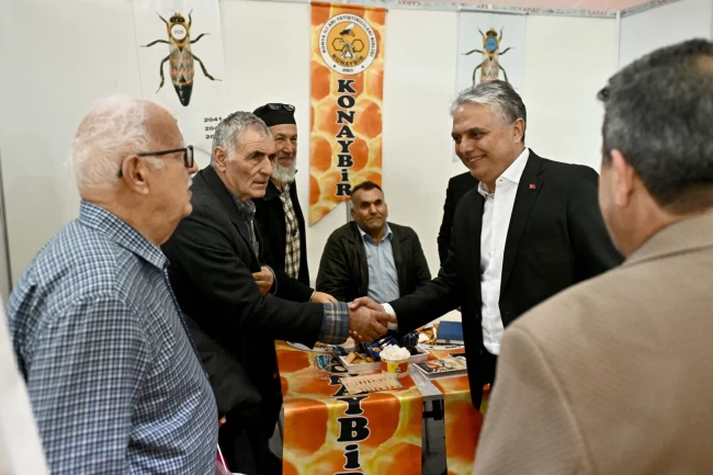 Antalya'a Başkan Uysal'dan arıcılara destek