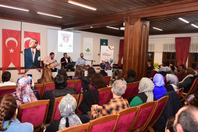 Bursa Osmangazi'de türküler bu kez garipliği anlattı