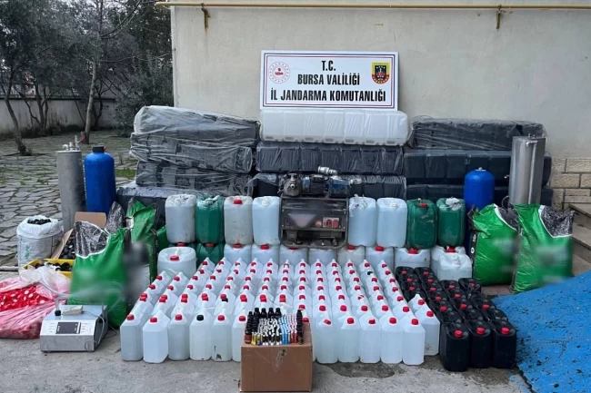 Bursa'da kaçak ve sahte alkol üretim tesisine operasyon