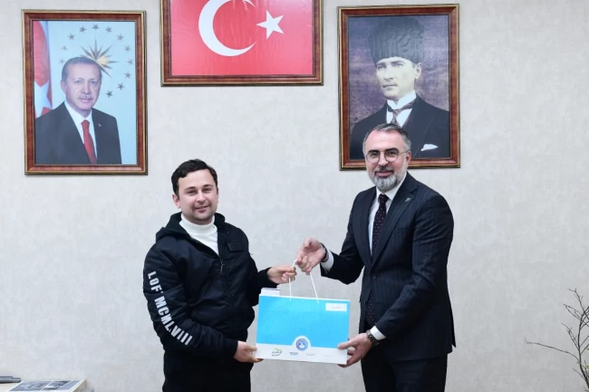 Bursa Kestel'de KPSS hazırlığı yapan gençlere destek