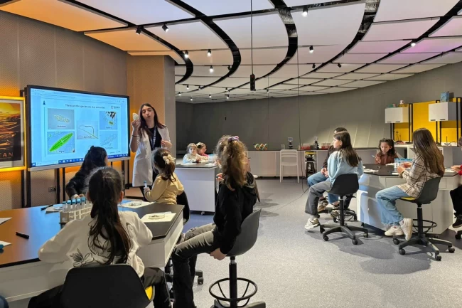 Bursa Osmangazi'den kadın ve kız çocuklarına bilim yolculuğu