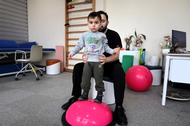 Gonca'da atılan ilk adım, minik Demir'e umut oldu