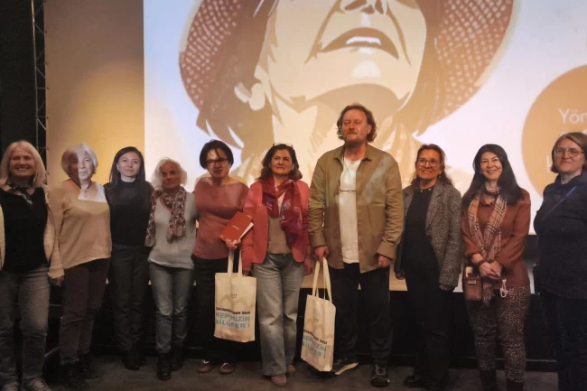 Bursa Nilüfer'de "İnceliklerin Şairi" Gülten Akın anıldı