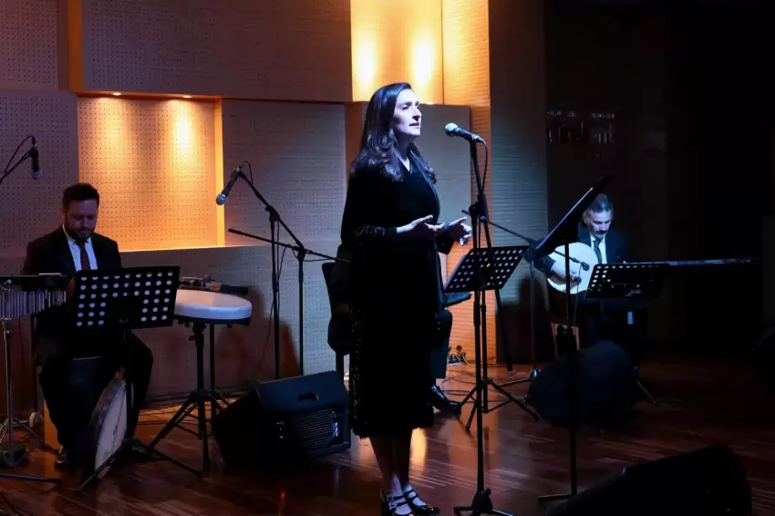 Sakarya Ziya Taşkentte Yaprak Sayar konseri