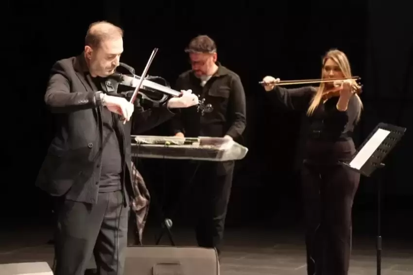 Çayırovada keman dinletisi kulakların pasını sildi