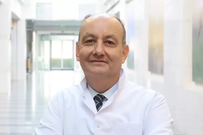 Kepçe kulakta ameliyatsız tedavi yenidoğan döneminde mümkün