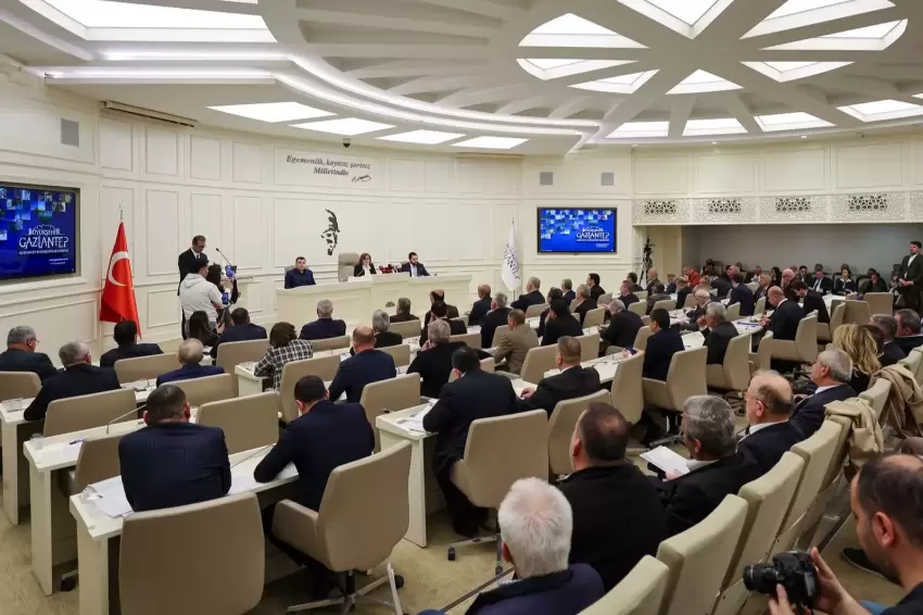 Gaziantepten Bakan Tekine fahri hemşehrilik kararı