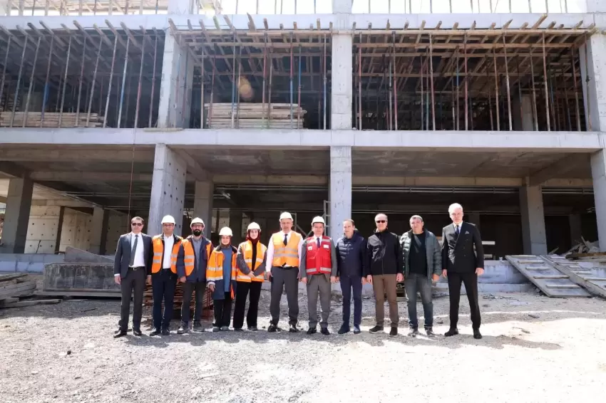 Bursa Osmangazi'de yeni kreş ve sağlık merkezi yükseliyor